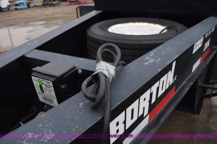 image for item H9262 1983 WW gooseneck flatbed trailer