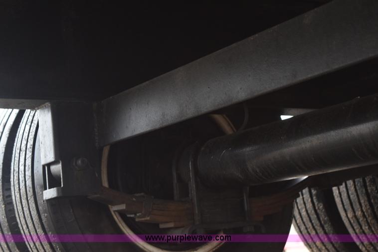 image for item H9262 1983 WW gooseneck flatbed trailer