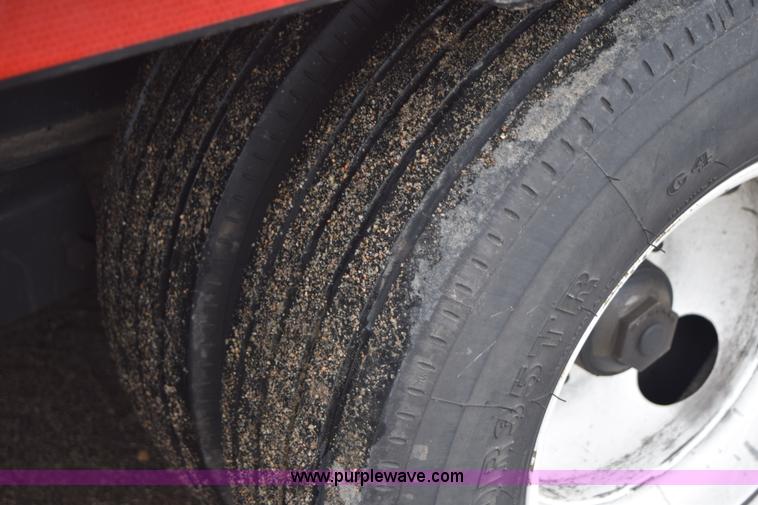 image for item H9262 1983 WW gooseneck flatbed trailer