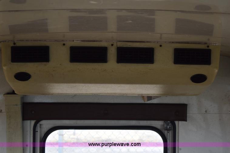 image for item H9264 1993 Ford Econoline E350 Blue Bird bus