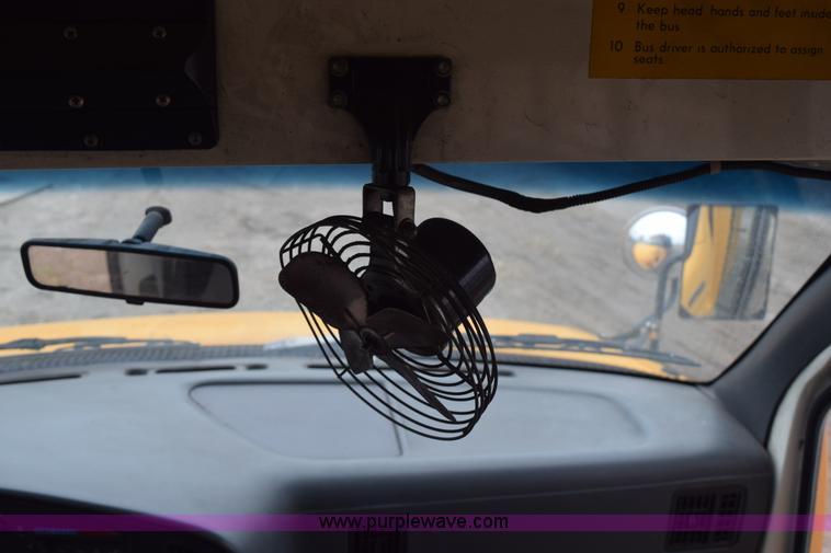 image for item H9264 1993 Ford Econoline E350 Blue Bird bus