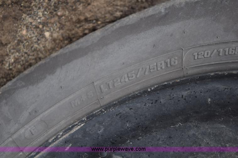 image for item H9264 1993 Ford Econoline E350 Blue Bird bus