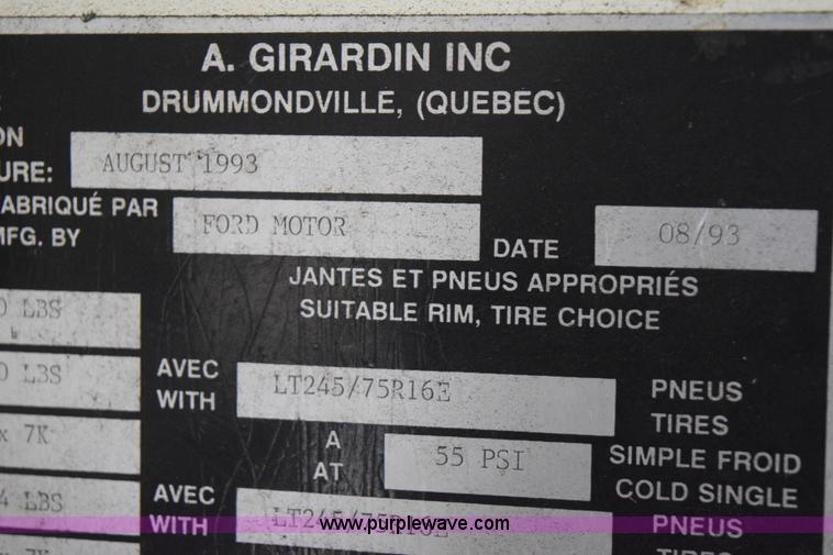 image for item H9264 1993 Ford Econoline E350 Blue Bird bus