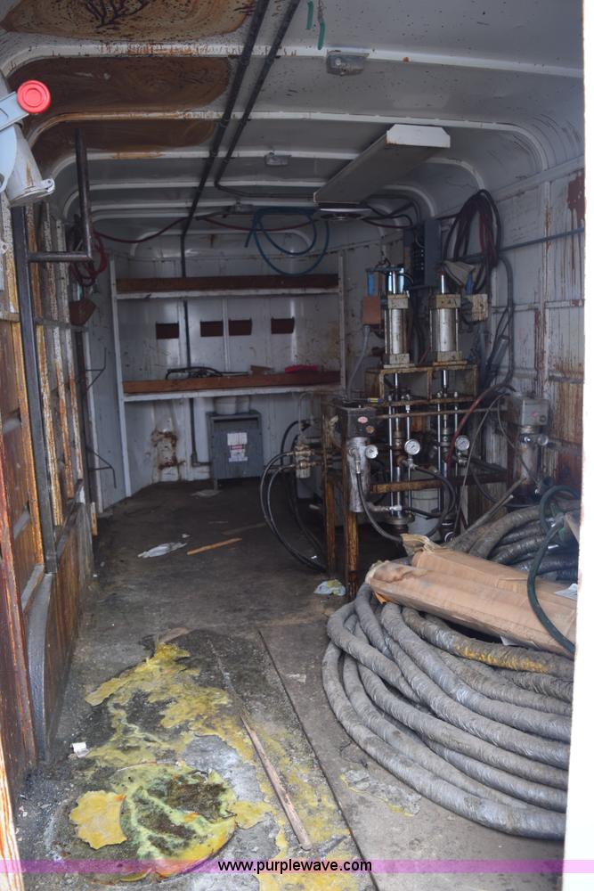 image for item H9274 1994 Trailmann enclosed trailer