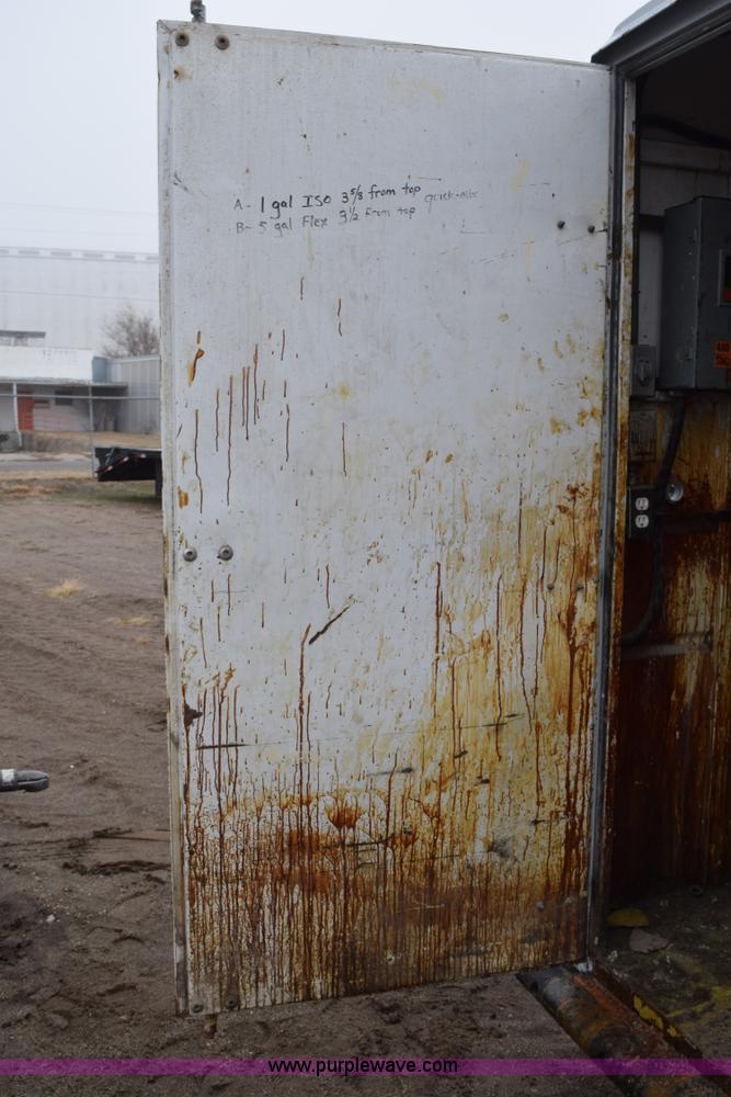 image for item H9274 1994 Trailmann enclosed trailer