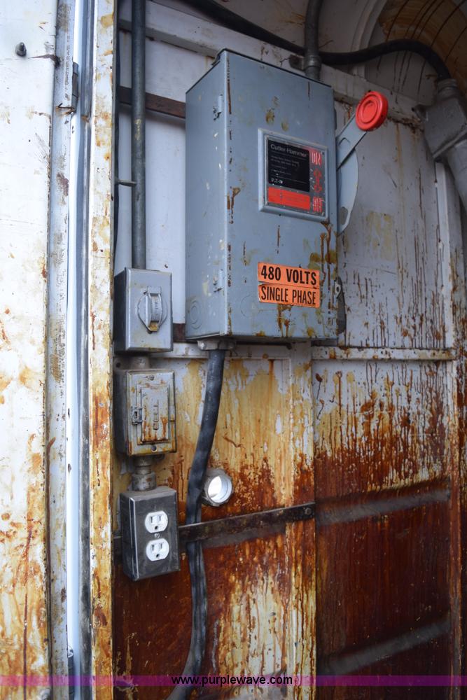 image for item H9274 1994 Trailmann enclosed trailer