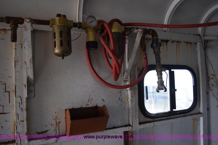 image for item H9274 1994 Trailmann enclosed trailer