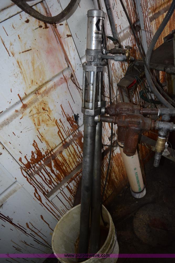 image for item H9274 1994 Trailmann enclosed trailer