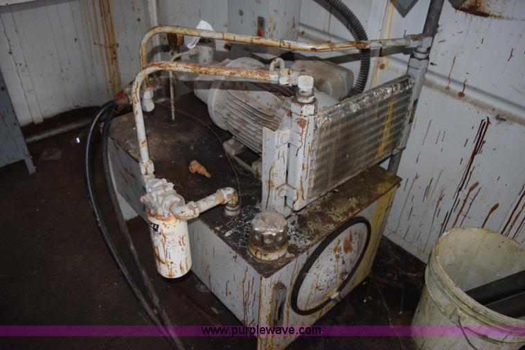 image for item H9274 1994 Trailmann enclosed trailer