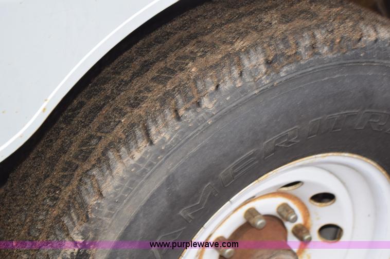 image for item H9274 1994 Trailmann enclosed trailer