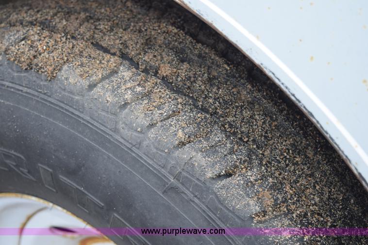 image for item H9274 1994 Trailmann enclosed trailer