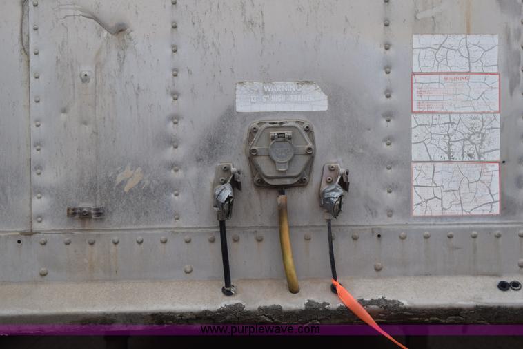 image for item H9275 1987 Dorsey dry van trailer