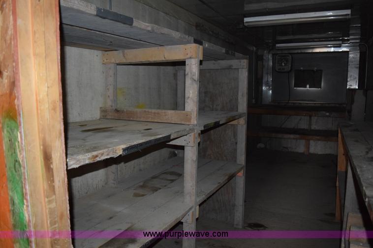 image for item H9275 1987 Dorsey dry van trailer