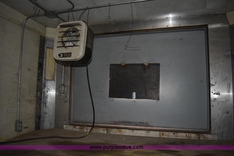 image for item H9275 1987 Dorsey dry van trailer