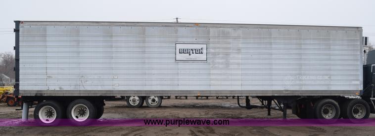 image for item H9277 1981 American dry van trailer