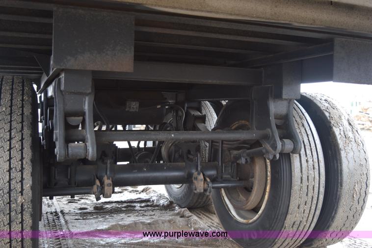 image for item H9277 1981 American dry van trailer