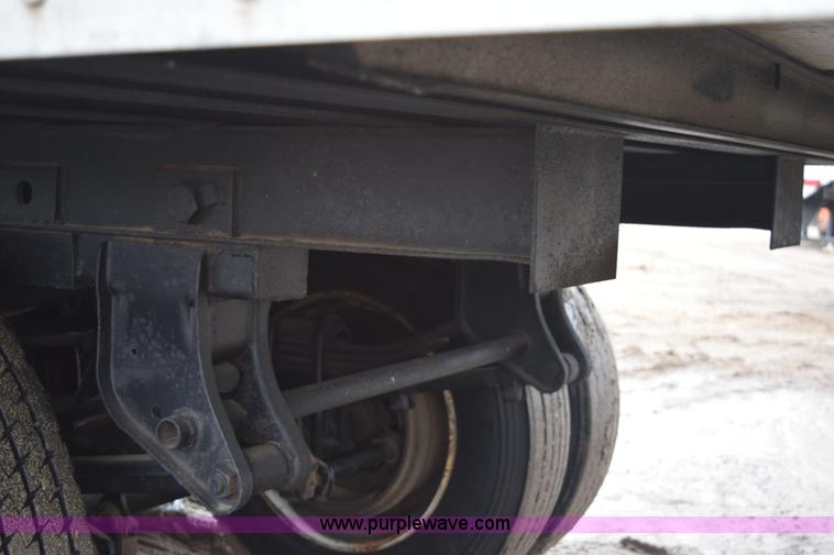 image for item H9277 1981 American dry van trailer