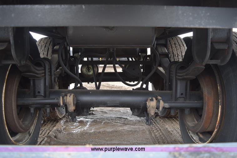 image for item H9277 1981 American dry van trailer