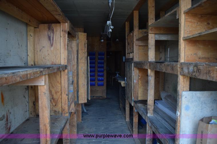 image for item H9277 1981 American dry van trailer