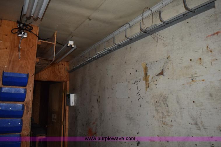 image for item H9277 1981 American dry van trailer