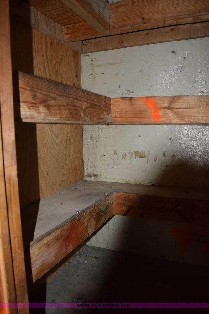 image for item H9277 1981 American dry van trailer