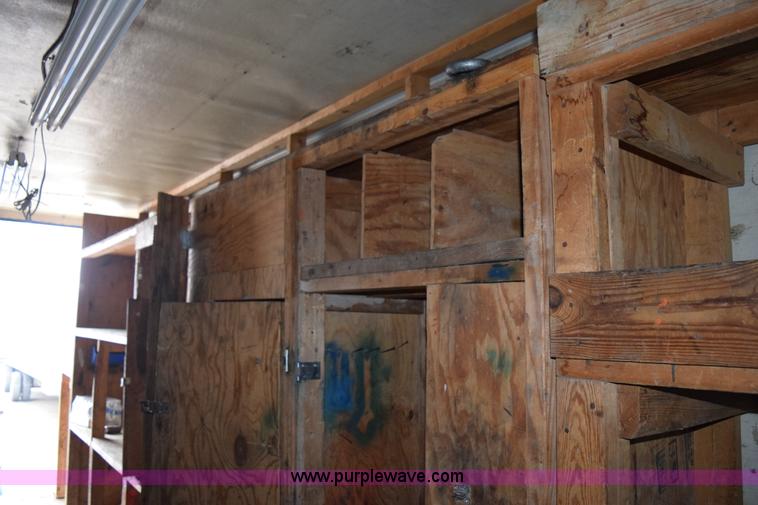 image for item H9277 1981 American dry van trailer