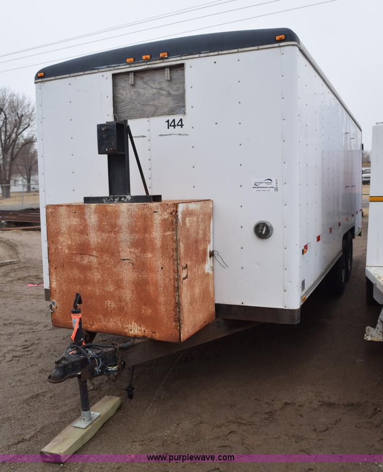 image for item H9279 1995 Wells Cargo enclosed trailer