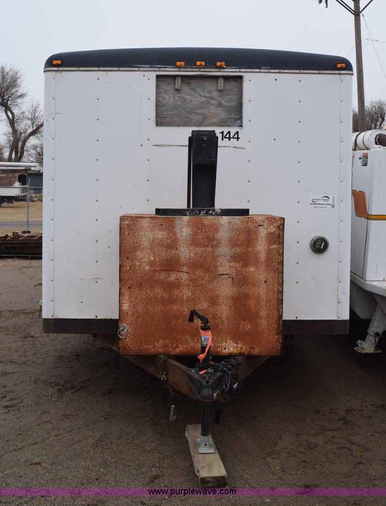 image for item H9279 1995 Wells Cargo enclosed trailer