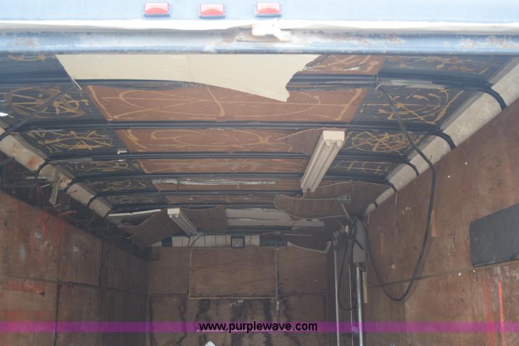 image for item H9279 1995 Wells Cargo enclosed trailer