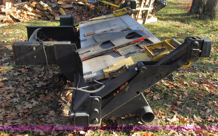 image for item I3137 Maxon GPTLR33 tailgate lift