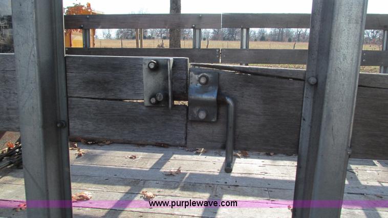 image for item I3138 Stake bed