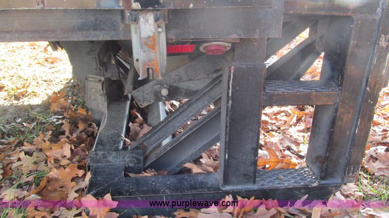 image for item I3138 Stake bed