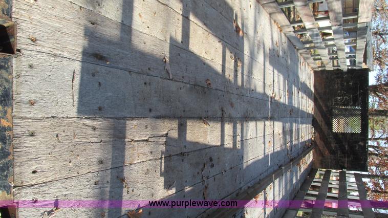 image for item I3138 Stake bed