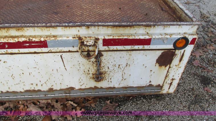 image for item I3139 Steel flatbed