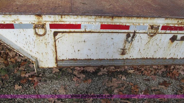 image for item I3139 Steel flatbed