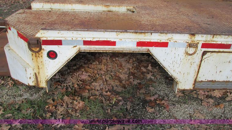 image for item I3139 Steel flatbed