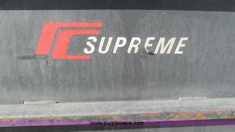 image for item I3142 1995 International 4700LPX box truck