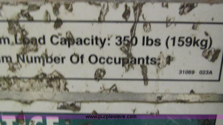 image for item I3143 Genie IWP-24 vertical lift