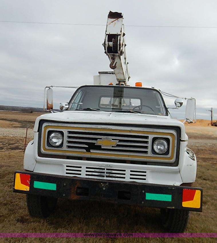 image for item I5182 1985 Chevrolet Custom Deluxe 60 bucket truck