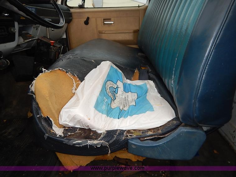 image for item I5182 1985 Chevrolet Custom Deluxe 60 bucket truck