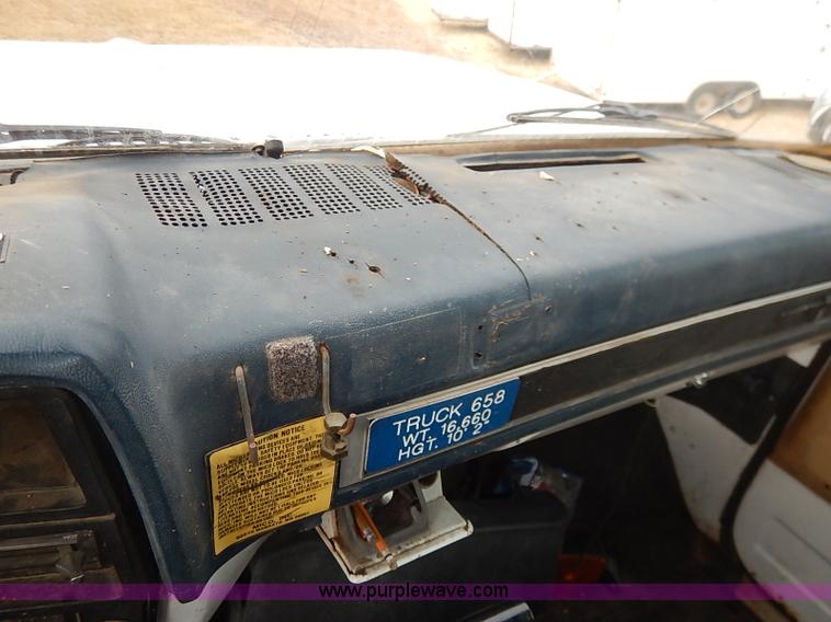 image for item I5182 1985 Chevrolet Custom Deluxe 60 bucket truck