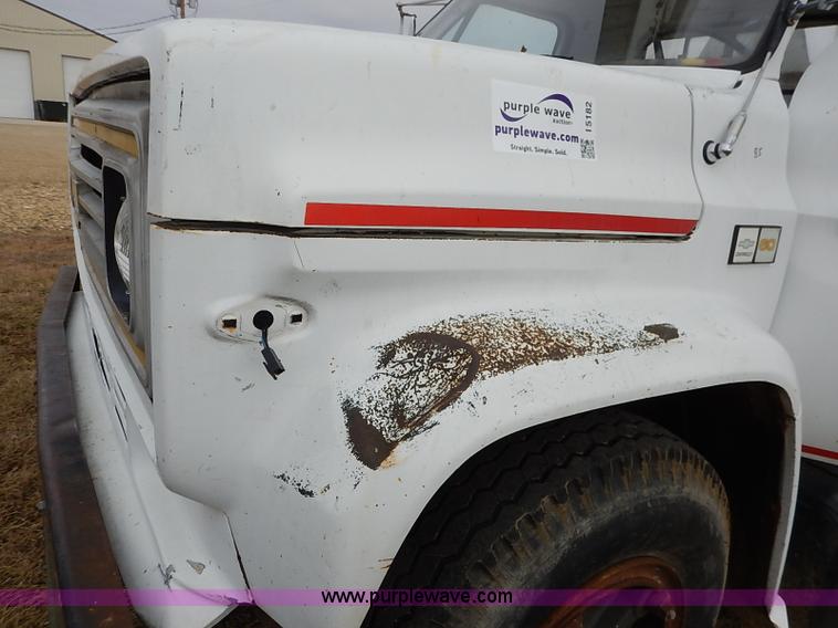 image for item I5182 1985 Chevrolet Custom Deluxe 60 bucket truck