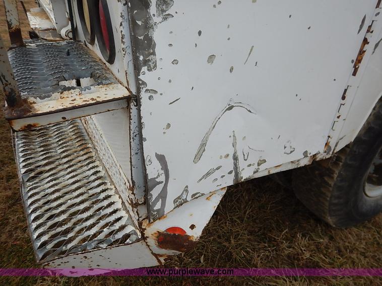 image for item I5182 1985 Chevrolet Custom Deluxe 60 bucket truck