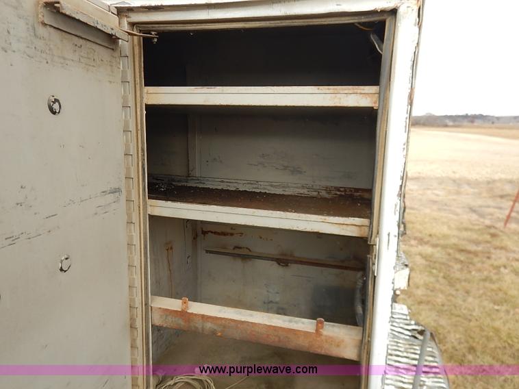 image for item I5182 1985 Chevrolet Custom Deluxe 60 bucket truck