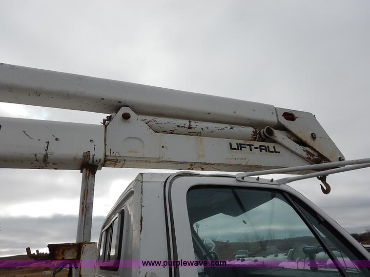 image for item I5182 1985 Chevrolet Custom Deluxe 60 bucket truck