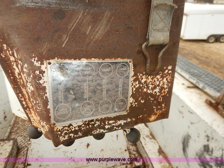 image for item I5182 1985 Chevrolet Custom Deluxe 60 bucket truck