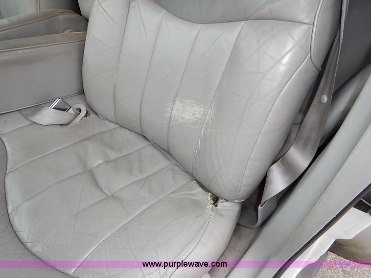 image for item I5199 1996 Lincoln Town Car Executive stretch limo