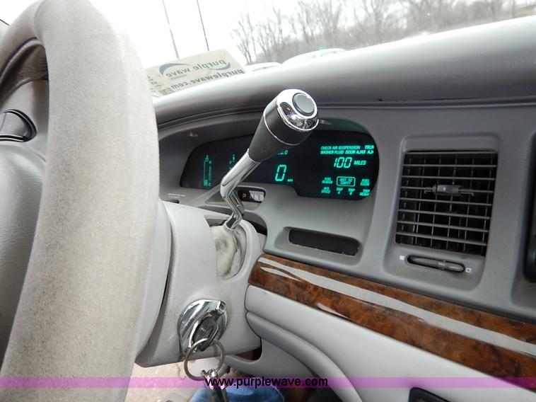 image for item I5199 1996 Lincoln Town Car Executive stretch limo