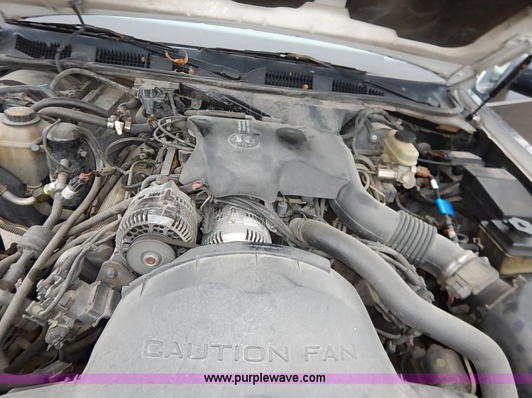 image for item I5199 1996 Lincoln Town Car Executive stretch limo