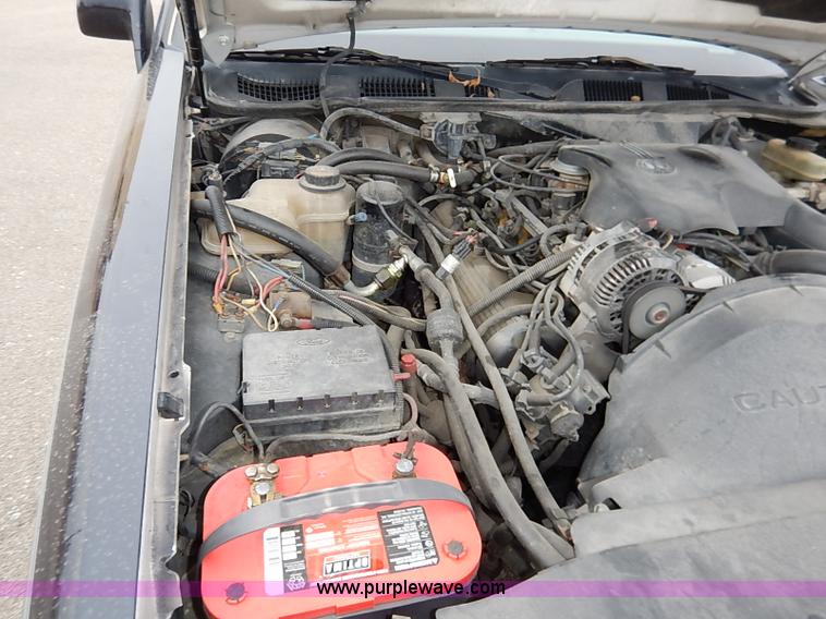 image for item I5199 1996 Lincoln Town Car Executive stretch limo